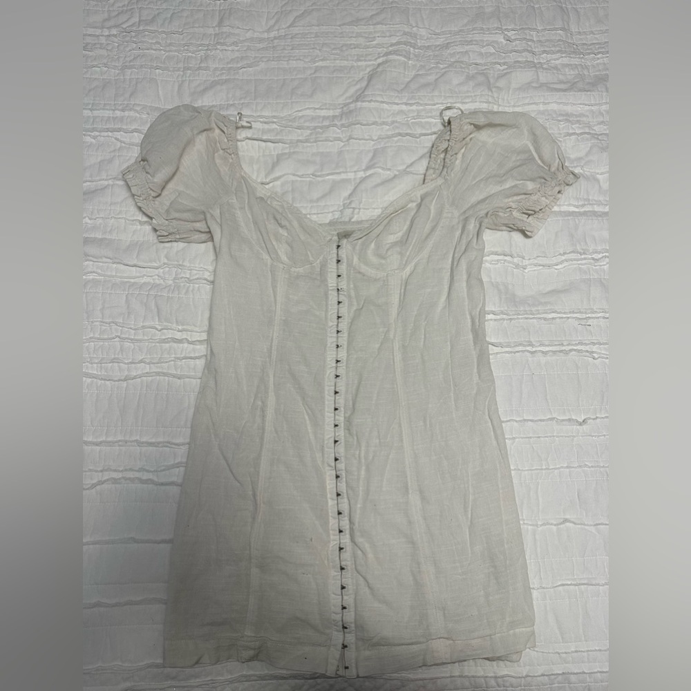 Adorable Hook and Eye Outfitters Dress